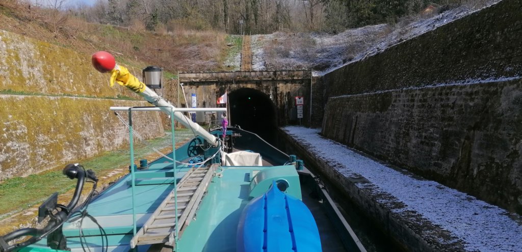 tunnelpouillyenauxois2.jpg